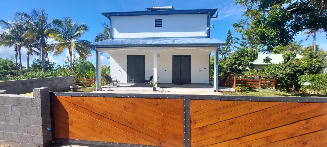La Villa Tortue, Meuble De Tourisme 4 Etoiles Le Tampon Exteriör bild