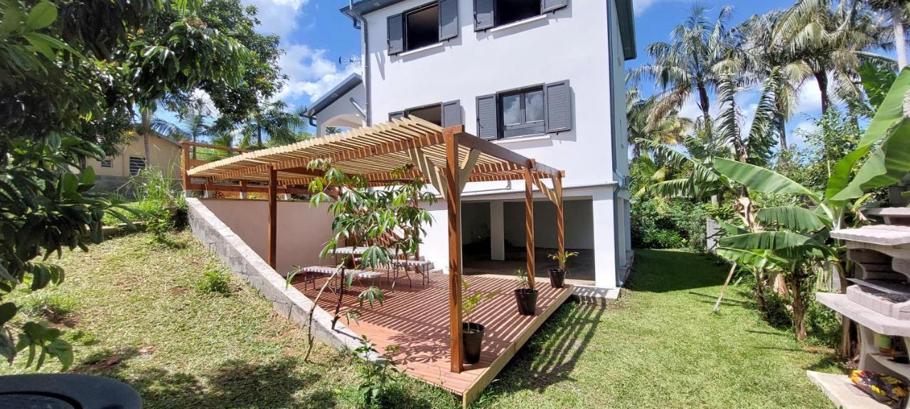 La Villa Tortue, Meuble De Tourisme 4 Etoiles Le Tampon Exteriör bild